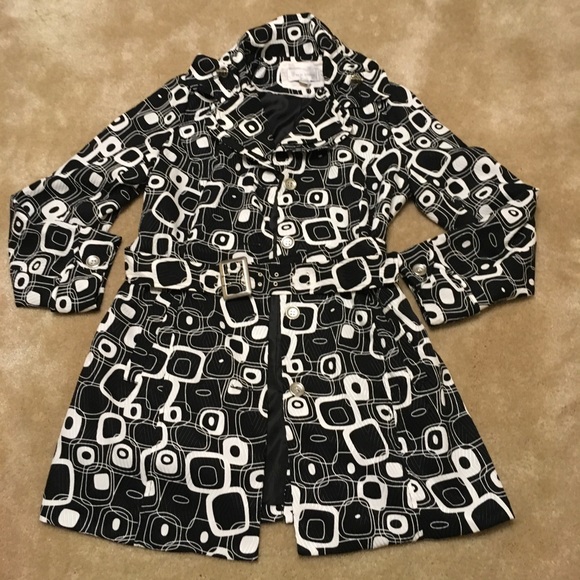 erin london Jackets & Blazers - Black and White Geometric Trench Coat